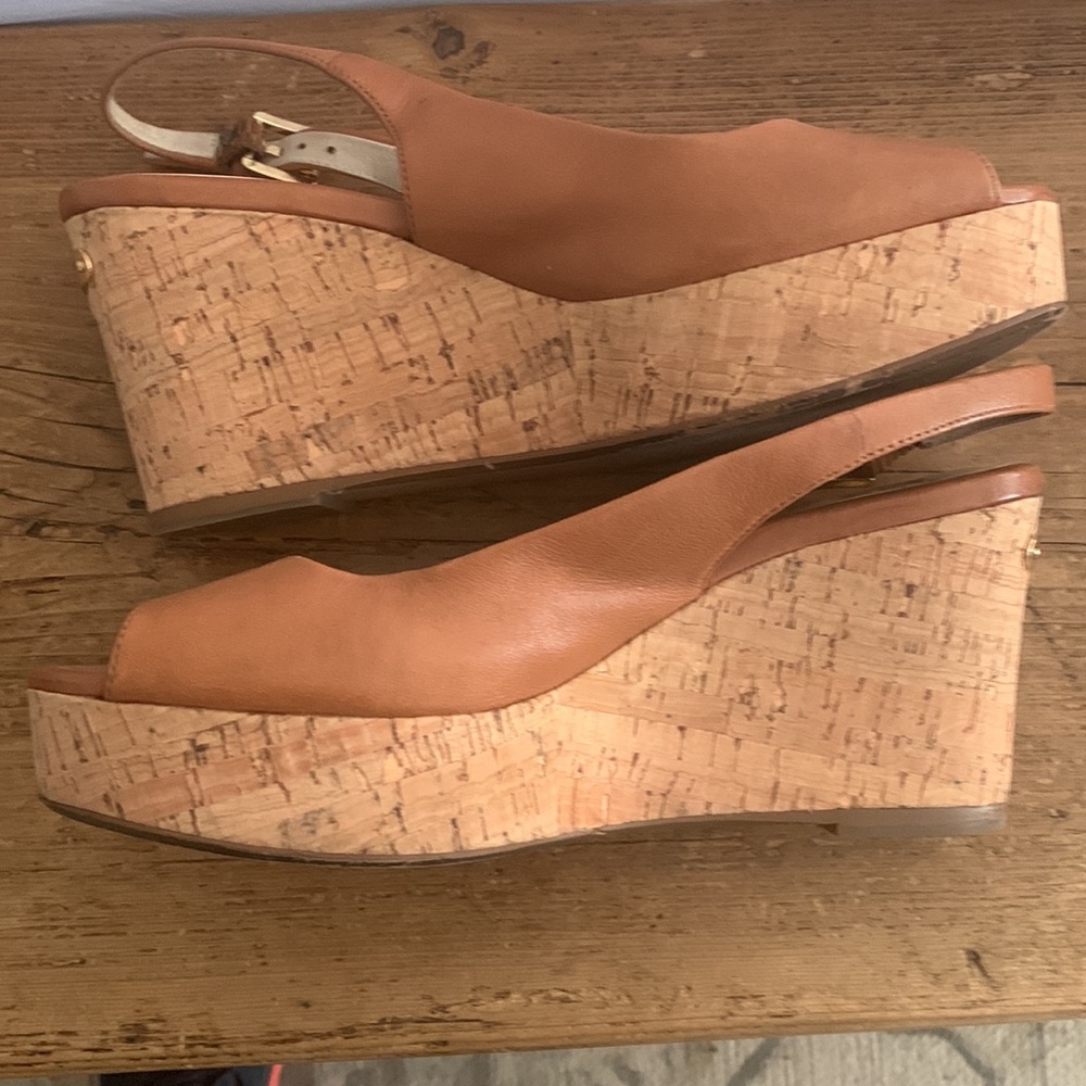 Michael Michael Kors size 7 platform shoes.